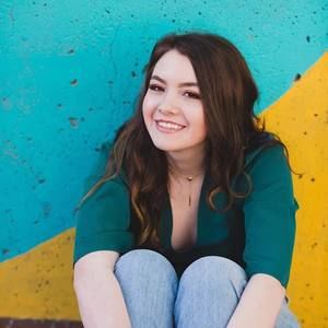 Meet your Posher, Zoe